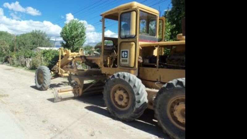 Intensifican mantenimiento de caminos en Santa María