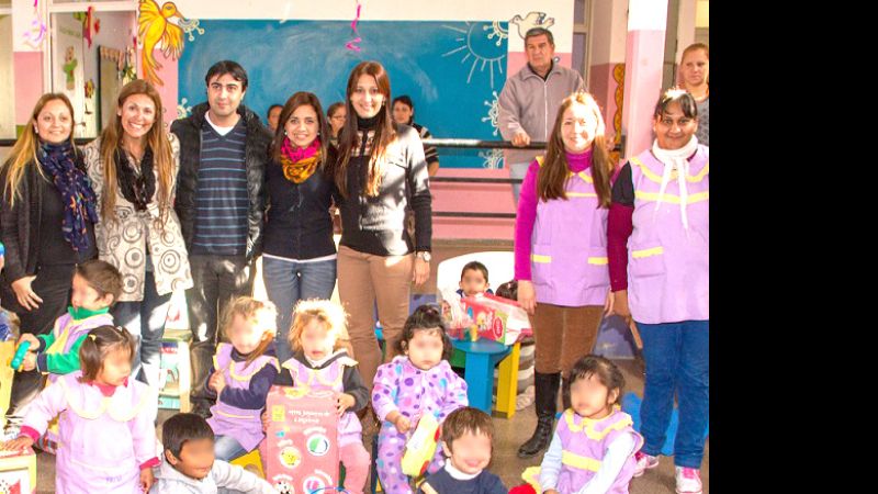 Nación entregó una importante cantidad de materiales didácticos a niños