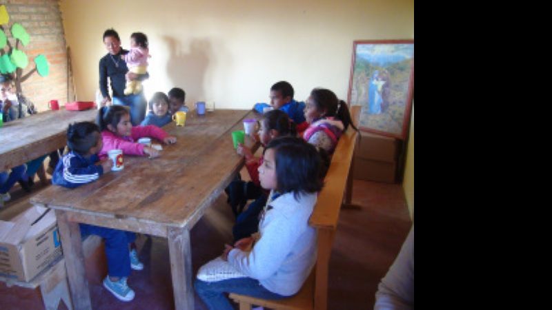 Con la llegada del frío, los merenderos de San José trabajan a pleno