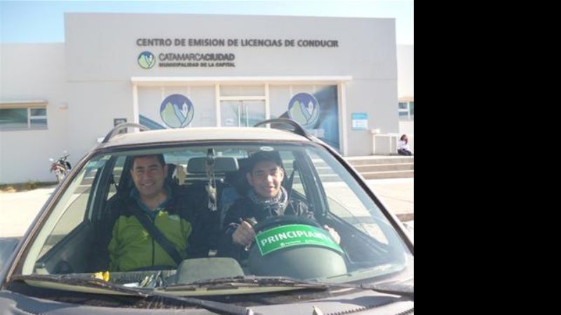 Entrega de las primeras licencias de conducir en la Escuela Municipal Nº3