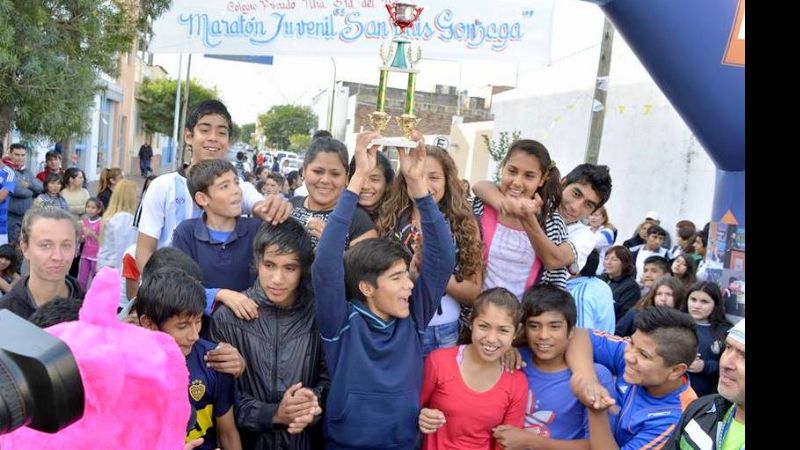 Entusiasta y concurrida prueba de la Juventud por San Luis Gonzaga