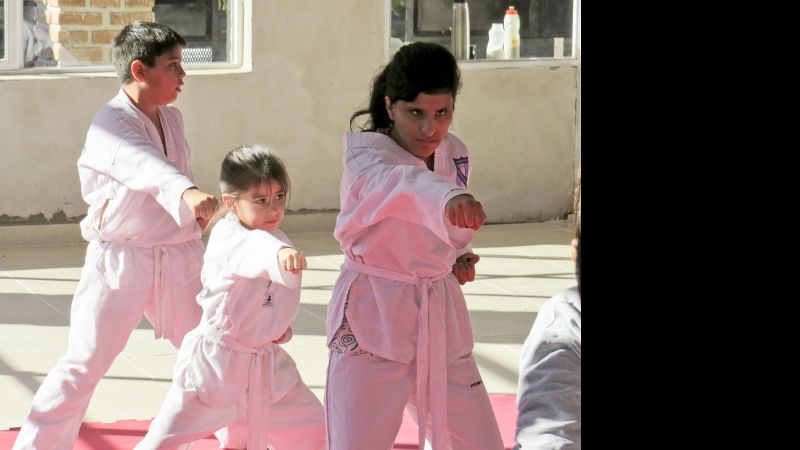 Promocionaron 16 alumnos, tras examen de la Chang Kim