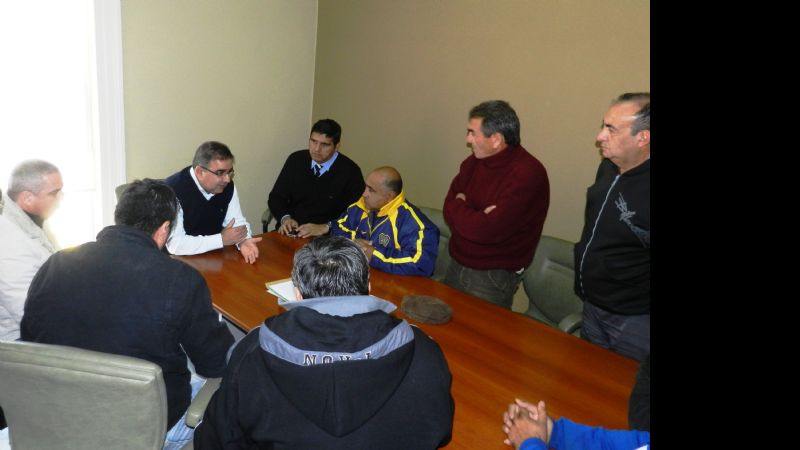 Jalil pidió mejorar las unidades de taxis