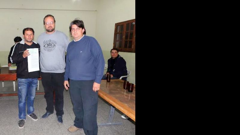 Deportes entregó aportes a los clubes chacareros