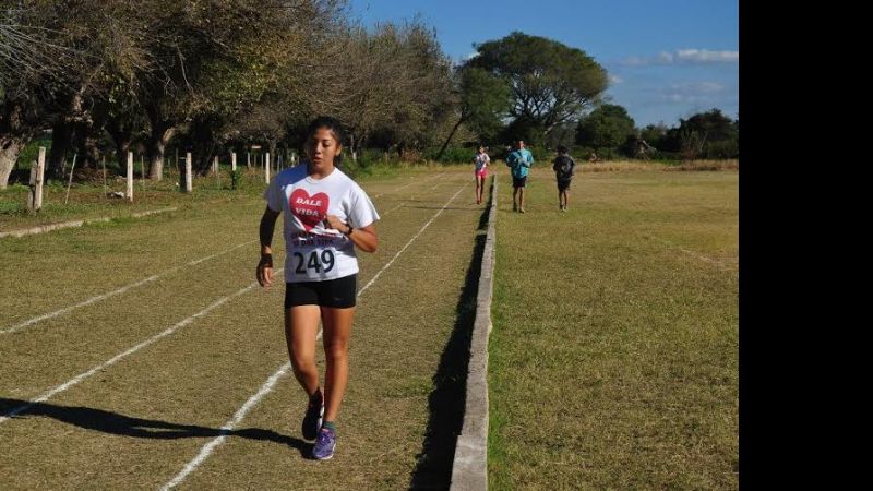 Exitosos torneo de pista y campo en “Homenaje a Felipe Varela”