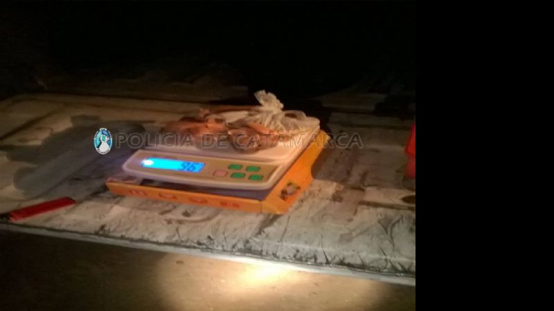 Detienen a un sujeto y secuestran droga en Valle Viejo