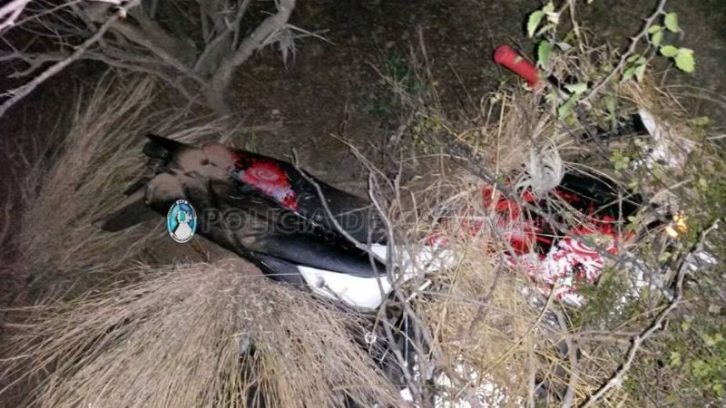 Demoran a un adolescente y secuestran una moto robada