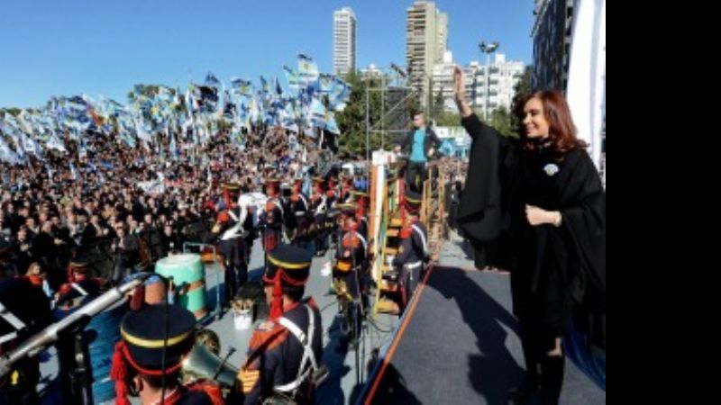 La Presidenta encabeza en Rosario el acto central del Día de la Bandera