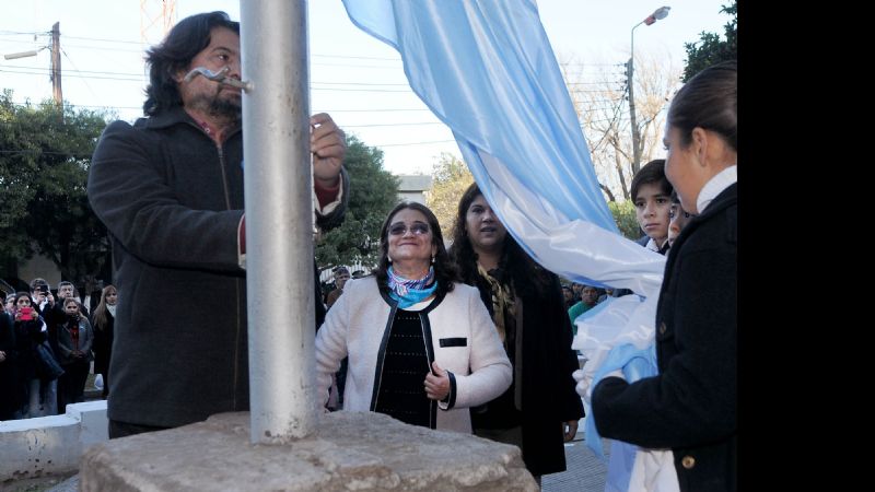 Lucía presidió el acto de homenaje a Belgrano