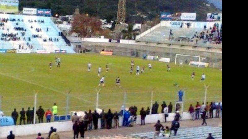 Unión Aconquija empató en Salta y volvió a ser escolta