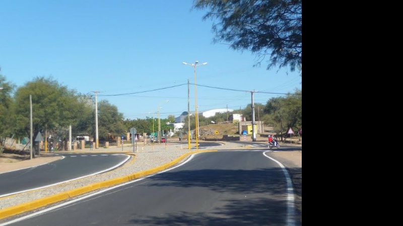 Otro accidente en la rotonda de Banda de Varela