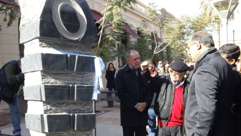 Inauguraron paseo de esculturas del NOA en La Rioja