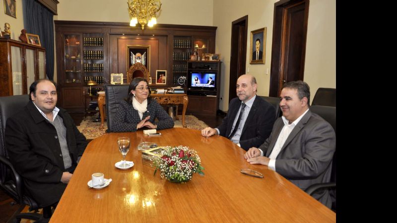 Lucía recibió al rector de la UNCa.