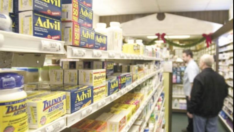 Las farmacias suspenden PAMI por el atraso en pagos