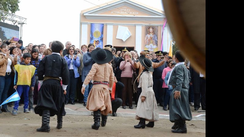 Con una intensa agenda, la Gobernadora visitó Alijilán y Los Altos