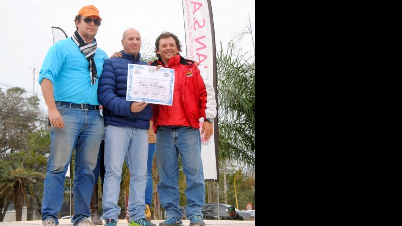 D´Agostini ganó la 3ra. del CIR, escoltado por Mario Sampayo