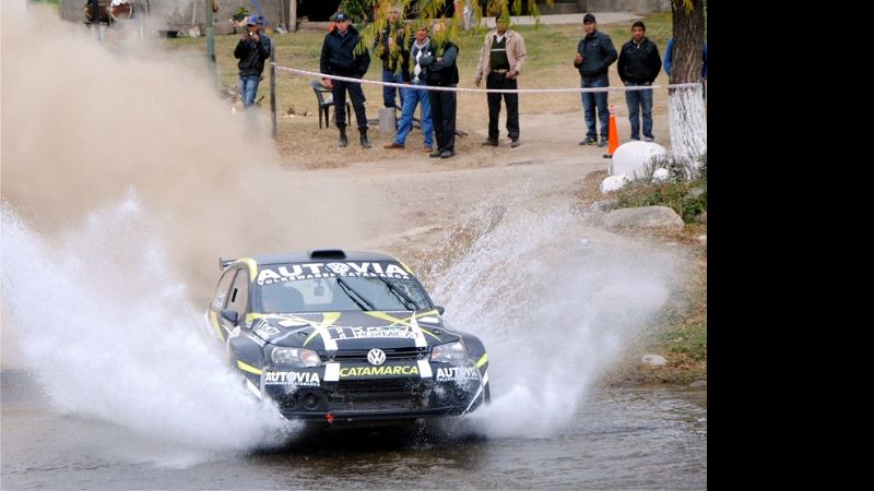 D´Agostini ganó la 3ra. del CIR, escoltado por Mario Sampayo