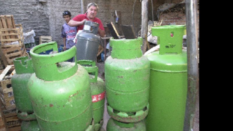 El 40% de los argentinos aún carece de gas natural