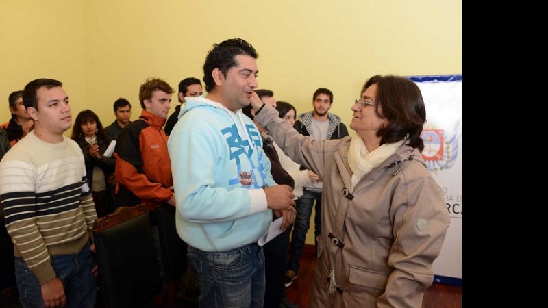 La Gobernadora entregó más subsidios a emprendedores independientes