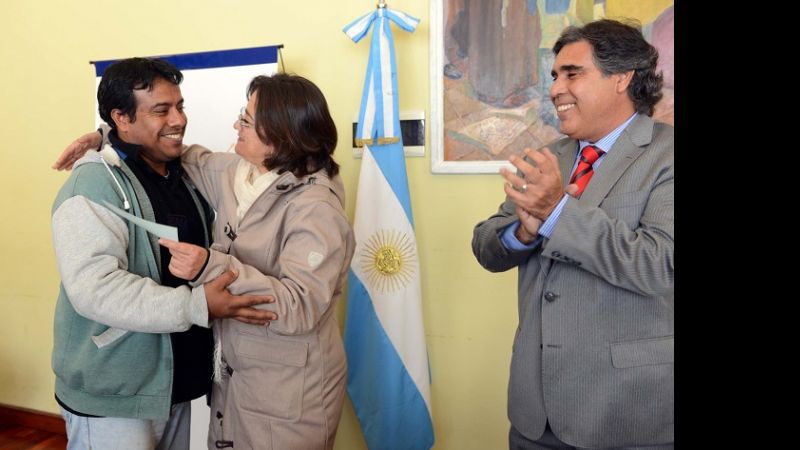 La Gobernadora entregó más subsidios a emprendedores independientes