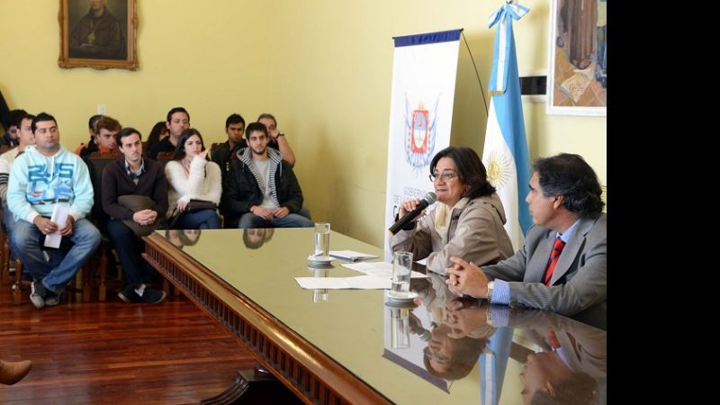 La Gobernadora entregó más subsidios a emprendedores independientes