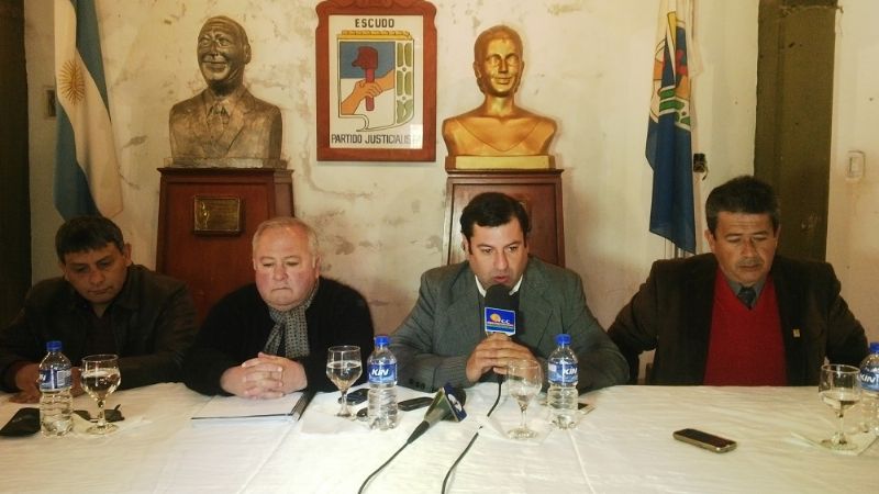 Se presentaron pre-candidatos