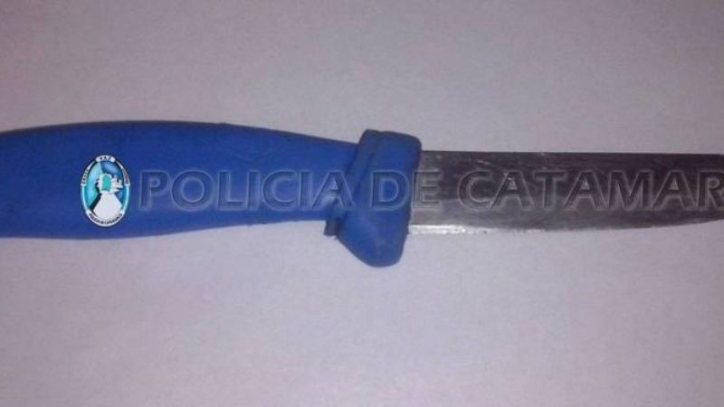 Novia hirió con un arma blanca a su pareja