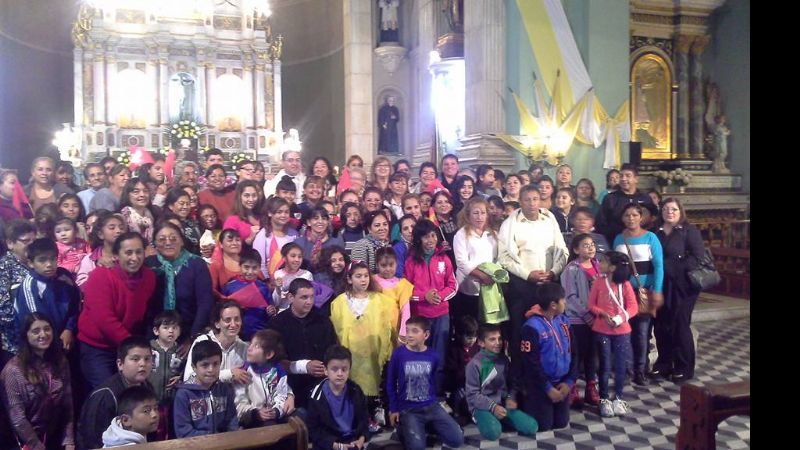 Fieles de la parroquia del Espíritu Santo peregrinaron hasta la Catedral