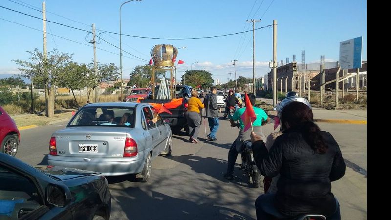 Fieles de la parroquia del Espíritu Santo peregrinaron hasta la Catedral