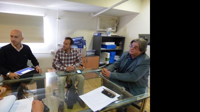 Servicios Públicos, se reunió con representantes de Telecom