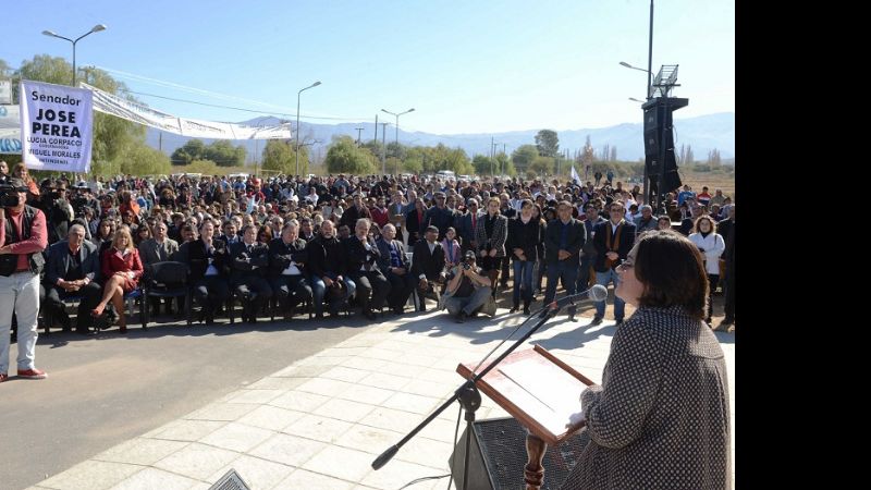 La Gobernadora inauguró el nuevo Hospital de Andalgalá