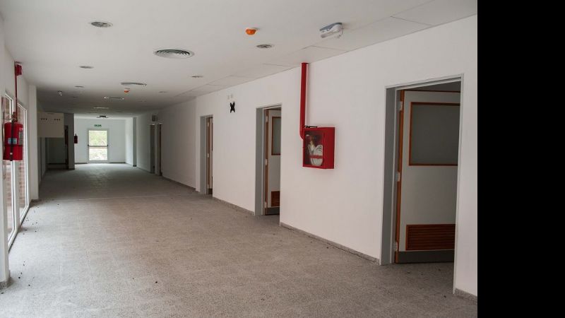 "El nuevo hospital, un lujo"