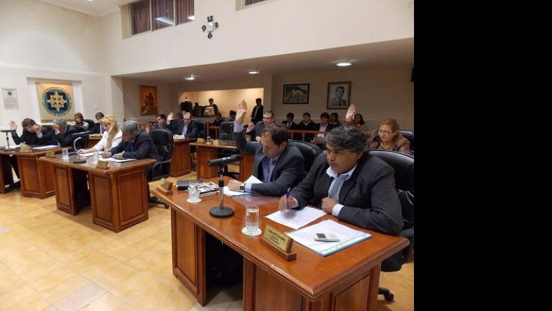 Se aprobó el aumento para docentes municipales de la Capital