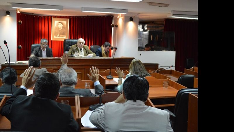 Convierten en Ley proyecto que regula la actividad de montaña