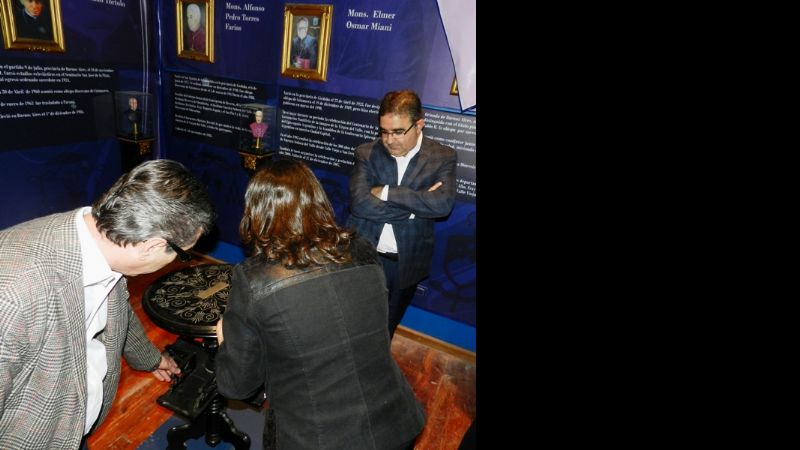 Jalil y Lucía recorrieron el Museo de la Virgen junto a una comitiva nacional