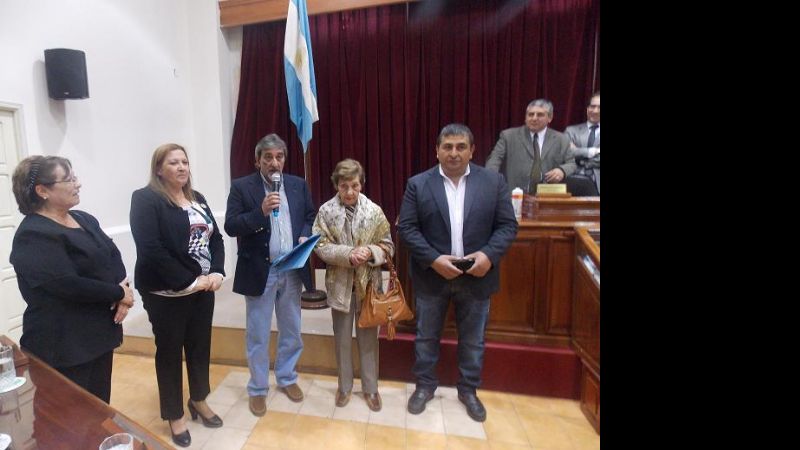 Luis Rodríguez también distinguido en la Capital