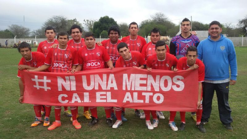 Jugadores de la Liga Santarroseña apoyaron #NiUnaMenos