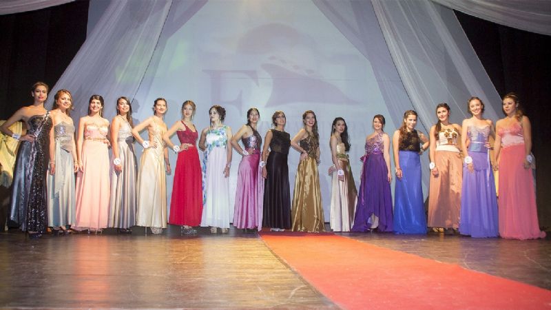 La Capital ya tiene su candidata para la Fiesta del Poncho 2015