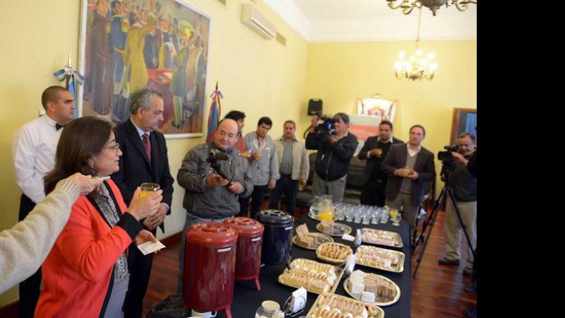 Brindis con los periodistas