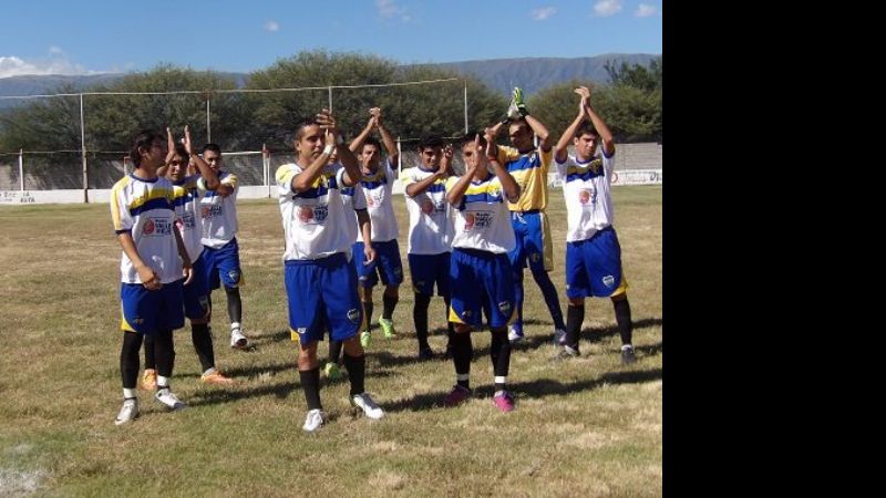 Los extremos se tocan esta tarde, por el Ascenso chacarero