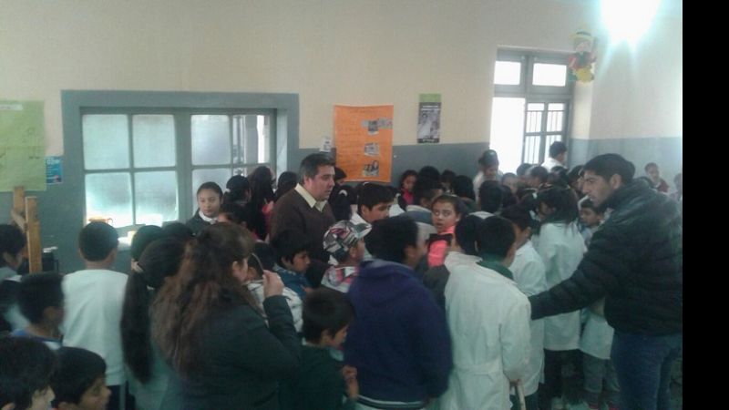 Charlas de seguridad vial en escuelas de Pomán