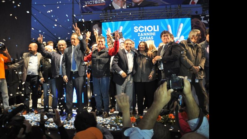Lucía junto a Scioli en La Rioja