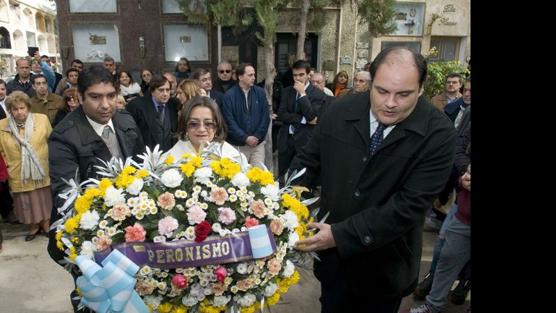 Lucía en el homenaje a Vicente Saadi