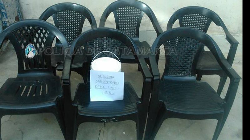 Secuestran sillas que serían robadas
