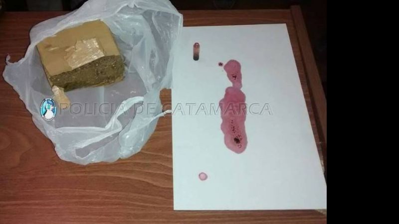 Llevaba medio kilo de marihuana en la mochila