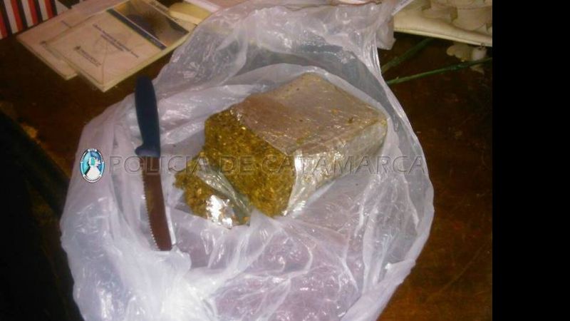 Secuestran marihuana, cocaína y casi $20.000