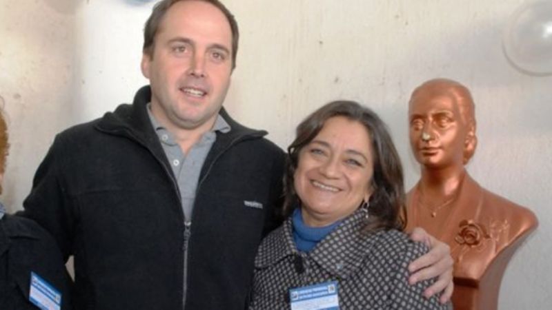 “Tiene un problema de sintonía y no puede estar a tono con la realidad”