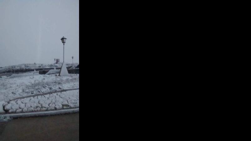 Llegó la primera nevada del año