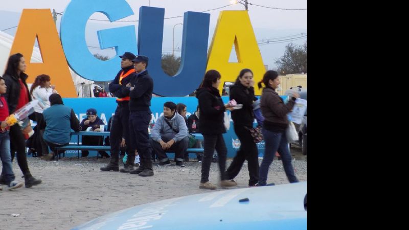 Califican de "exitoso" el operativo de seguridad en el Poncho