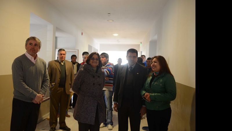 La Gobernadora visitó El Pajonal y la Villa de Pomán